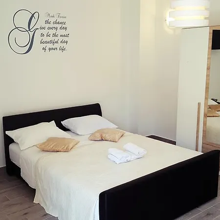 Aparthotel Split سبليت