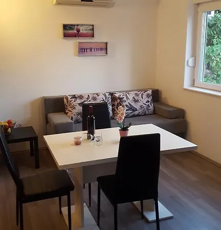 Aparthotel Split 3*